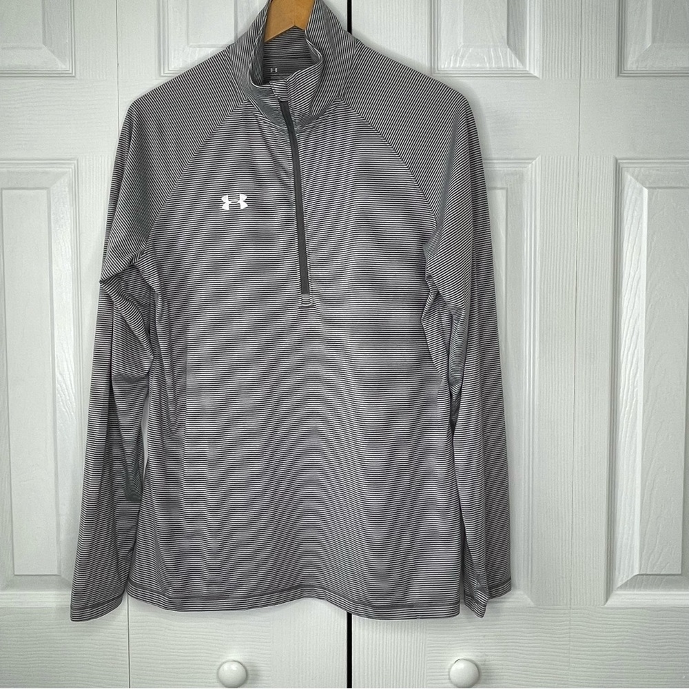 Under‎ Armour Loose Pullover Size L Stripe Half Zip M Heatgear Outdoors EUC